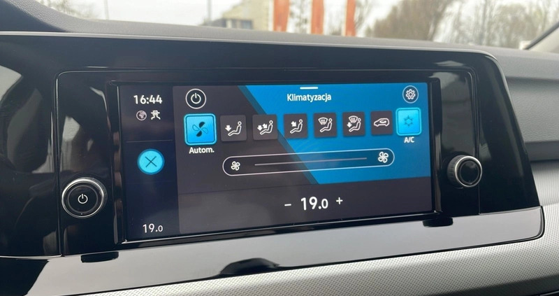 Volkswagen Golf cena 89900 przebieg: 9000, rok produkcji 2023 z Poznań małe 172